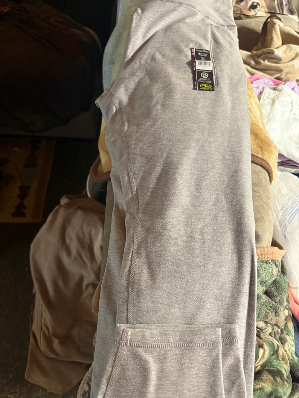 Athletic Works Women's Leggings in Light Heather Gray